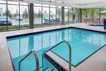 Отель Springhill Suites By Marriott Green Bay