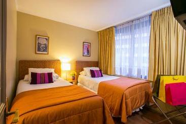 La Sebastiana Suites