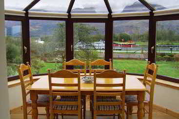 Glenshian Guest House Bed & Breakfast