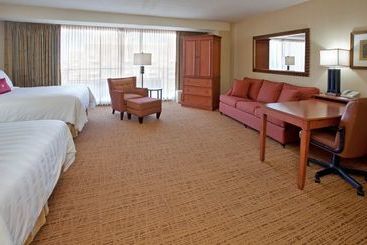 هتل City Place St. Louis