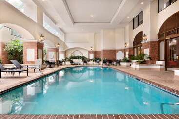 هتل Embassy Suites By Hilton Dallas Dfw Airport South