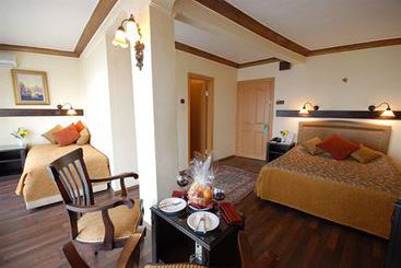 هتل Megara Palace Oldcity