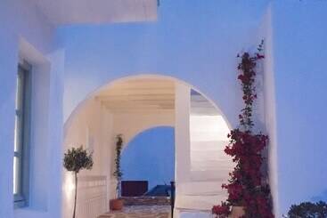 호텔 Nastasia Village