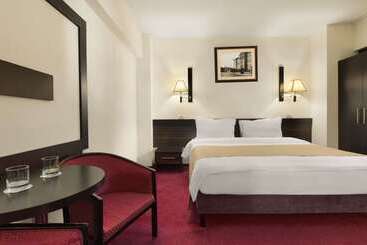 Отель Ramada Iasi City Center