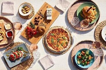 Отель Santa Maria Village Resort & Spa