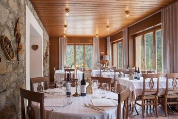 Hotel Chalet Stella Alpina   & Wellness Spa, The Originals Relais