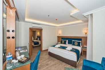 The Byzantium Suites Hotel & Spa