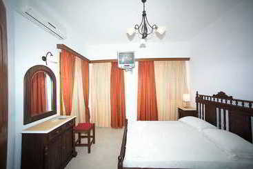 Apartamentos Kelenis