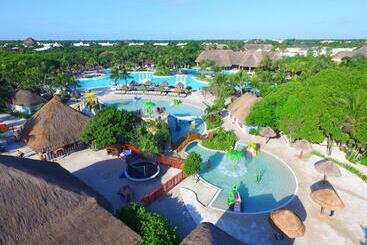 Grand Palladium Kantenah Resort & Spa - All Inclusive