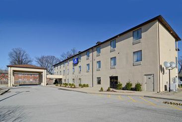 هتل Americas Best Value Inn Louisville