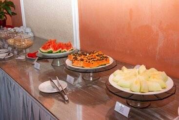 Отель Colonna Galapagos Garden