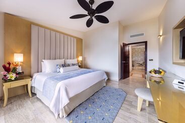 Grand Palladium Select White Sand Resort & Spa - All Inclusive