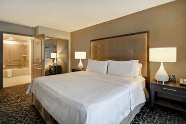 فندق Homewood Suites By Hilton Edgewater