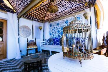 酒店 Melenos Art Boutique