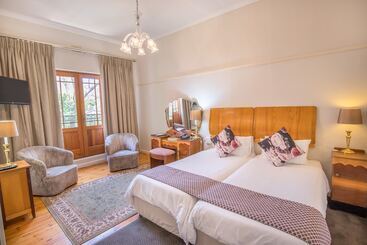 فندق Montagu Country