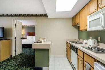 酒店 Quality Inn & Suites Lexington