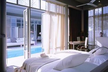 Отель Sala Phuket Mai Khao Beach Resort