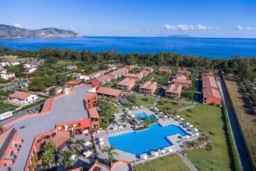 ホテル Voi Baia Di Tindari Resort