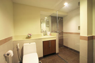 Bally Suite Sukhumvit