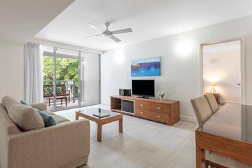 酒店 Drift Palm Cove