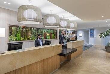 هتل Holiday Inn Auckland Airport, An Ihg