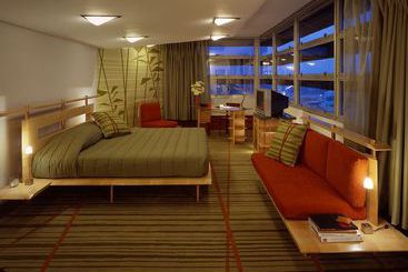 فندق Inn At Price Tower