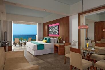 هتل Krystal Grand Los Cabos - All Inclusive