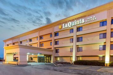 هتل La Quinta By Wyndham Chicago Gurnee