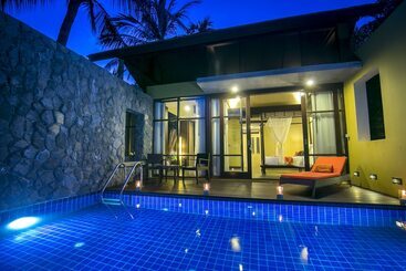 فندق New Star Beach Resort