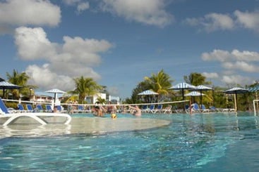 هتل Playa Coco