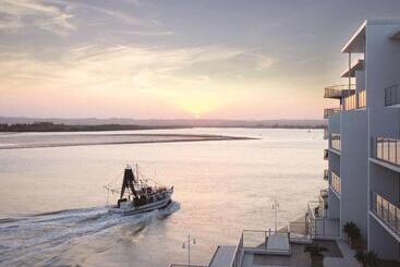 Ramada Hotel & Suites By Wyndham Ballina Byron