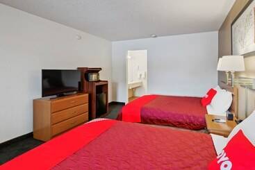 OYO Hotel Junction TX I-10