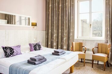 فندق Royal Court