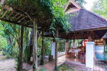 هتل Taladya Chiang Mai Homestay