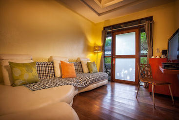 هتل Tango Beach Resort
