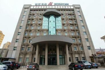 酒店 Jinjiang Inn Lianyungang Donghai Town Heping Middel Road