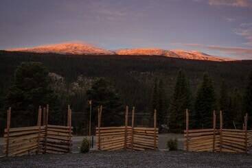 בית מלון כפרי Strand Fjellstue