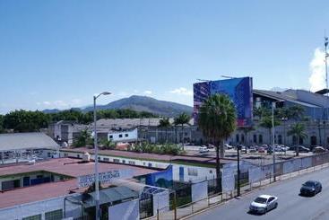 Отель Insurgentes Express