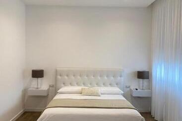 تختخواب و صبحانه La Maison Foggia