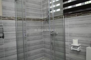 هتل Brynx Haven   Cape Coast