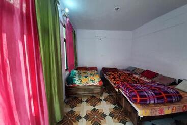 Отель Himalayan Dews Ukhimath