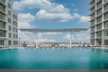 Отель Marriott Fort Lauderdale Airport