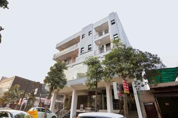 酒店 Oyo 78112 Second Home S