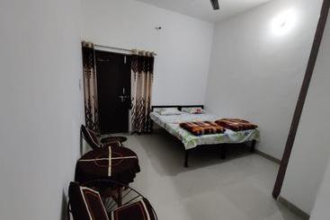 پانسیون Mangalyam Home Stay