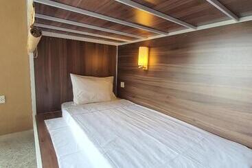 هتل Cagina Boutique Hostel