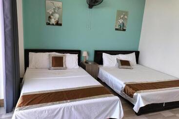 هتل Hoa Mai Plus Hostel