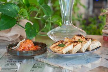 پانسیون Hostal Sa Teula