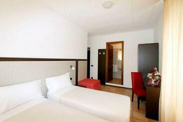 호텔 Albergo Maccagno