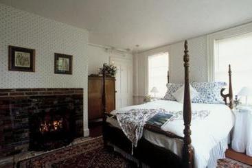 هتل Clarkeston Inn