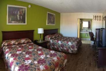 호텔 Discovery Inn